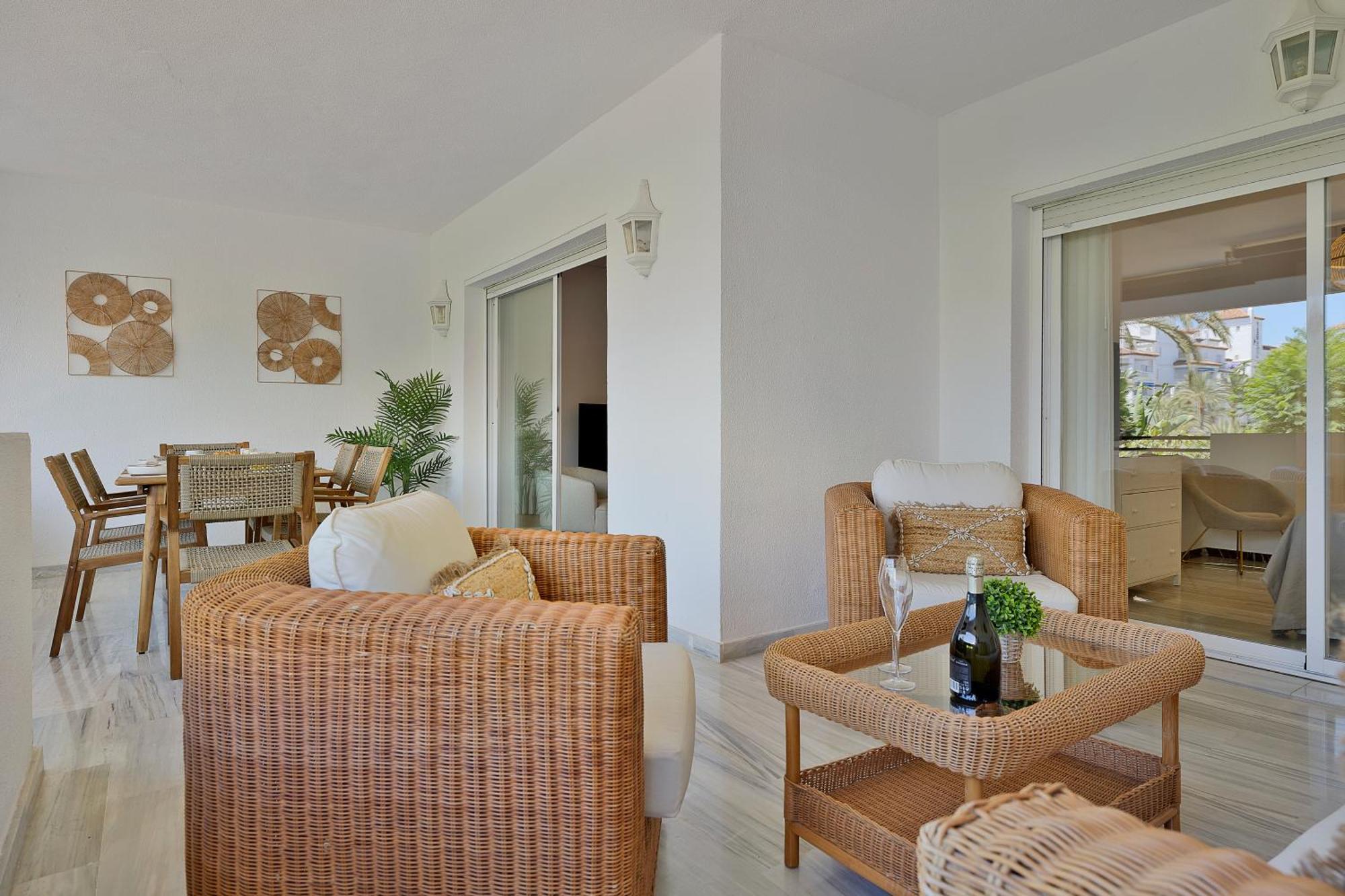 2 Bedroom Apartment In Medina Garden - Puerto Banus Marbella Eksteriør bilde