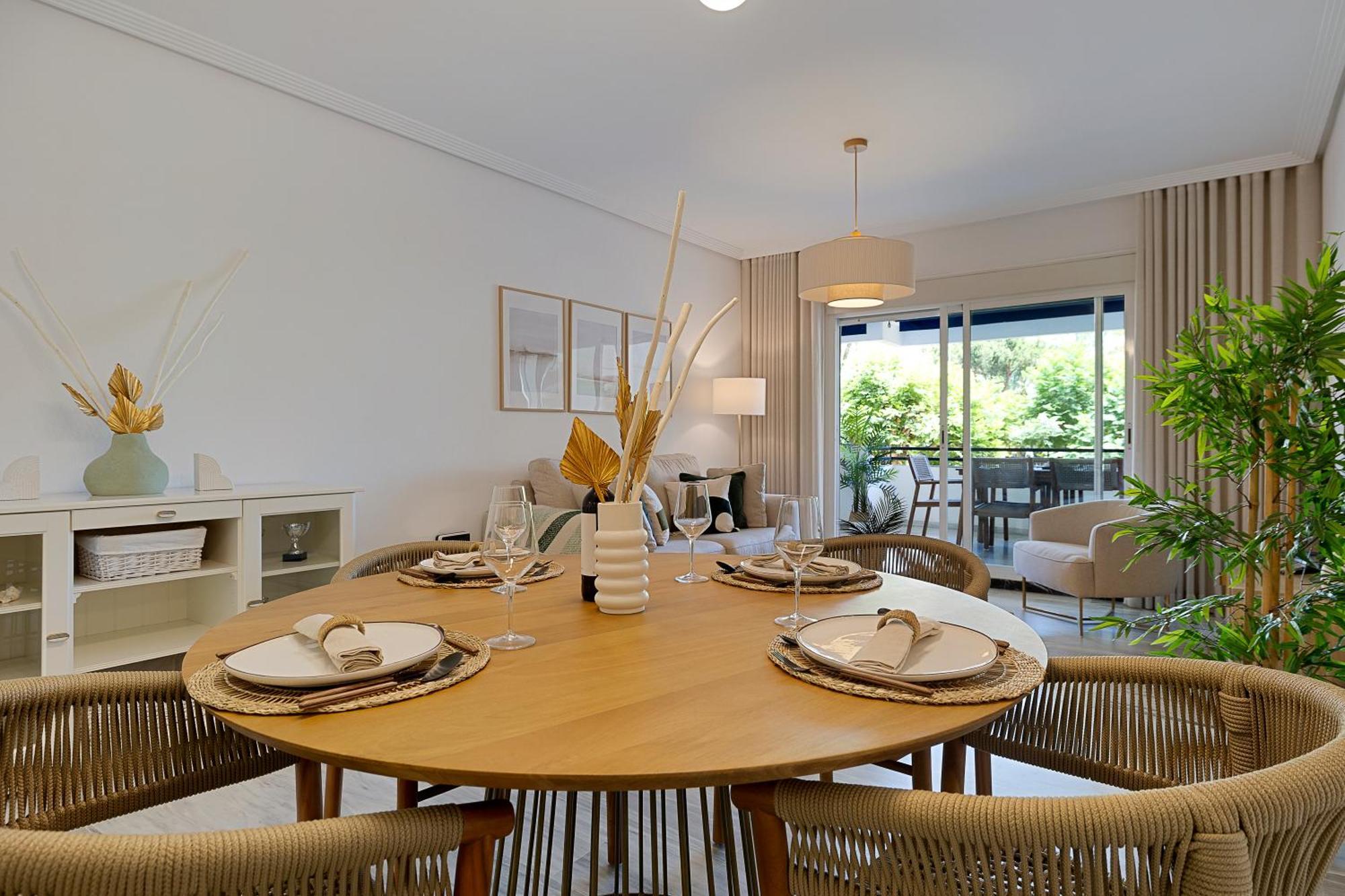 2 Bedroom Apartment In Medina Garden - Puerto Banus Marbella Eksteriør bilde