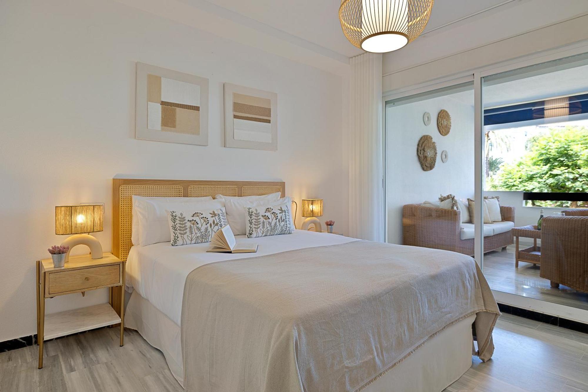 2 Bedroom Apartment In Medina Garden - Puerto Banus Marbella Eksteriør bilde